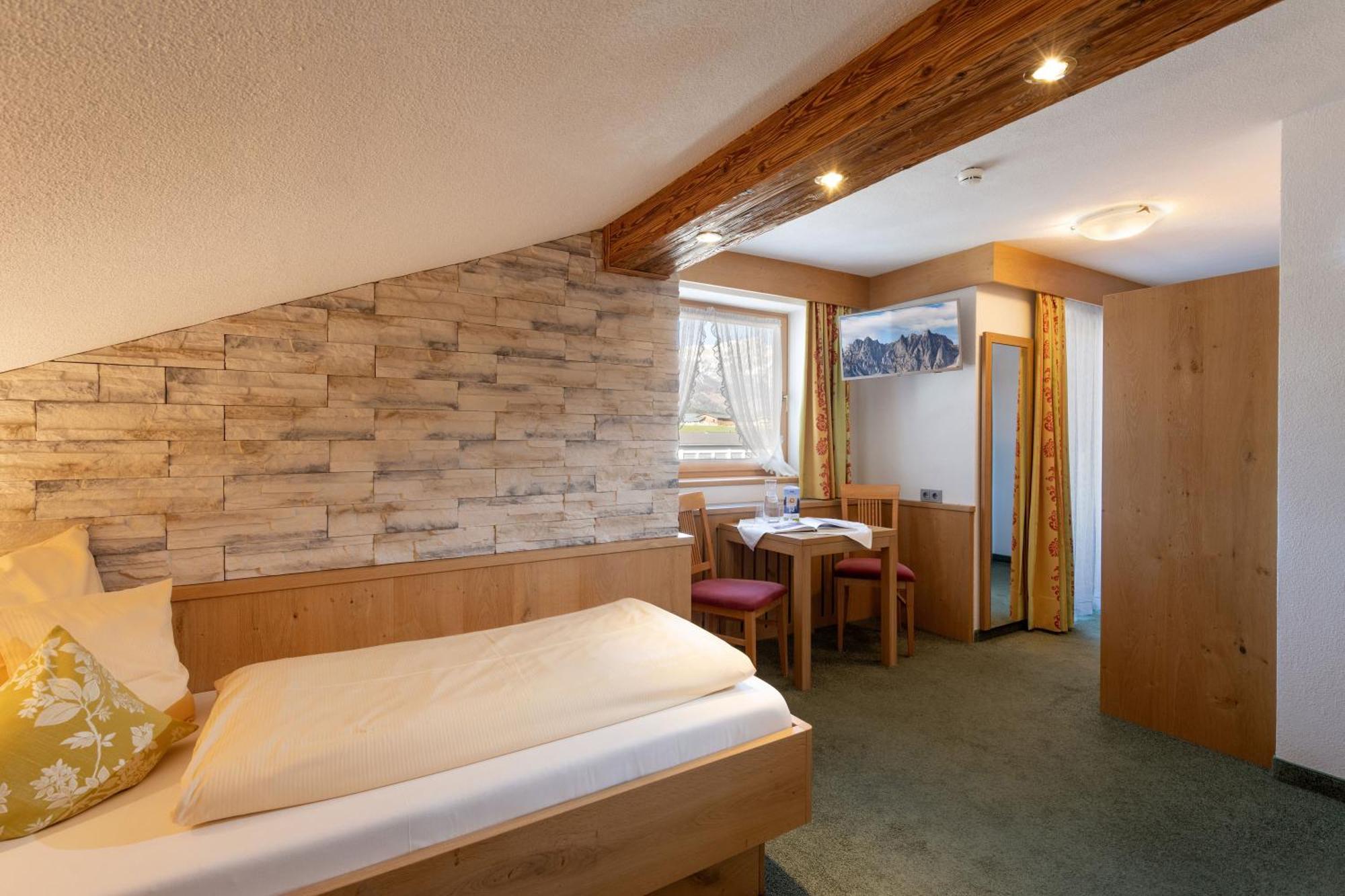 Hotel Eggerwirt 3*